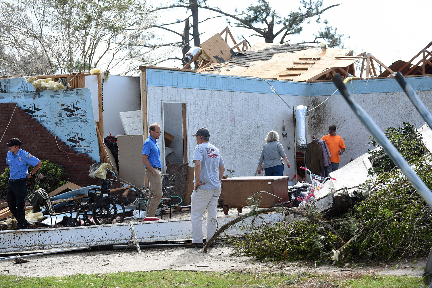 Tornado damages Eufaula